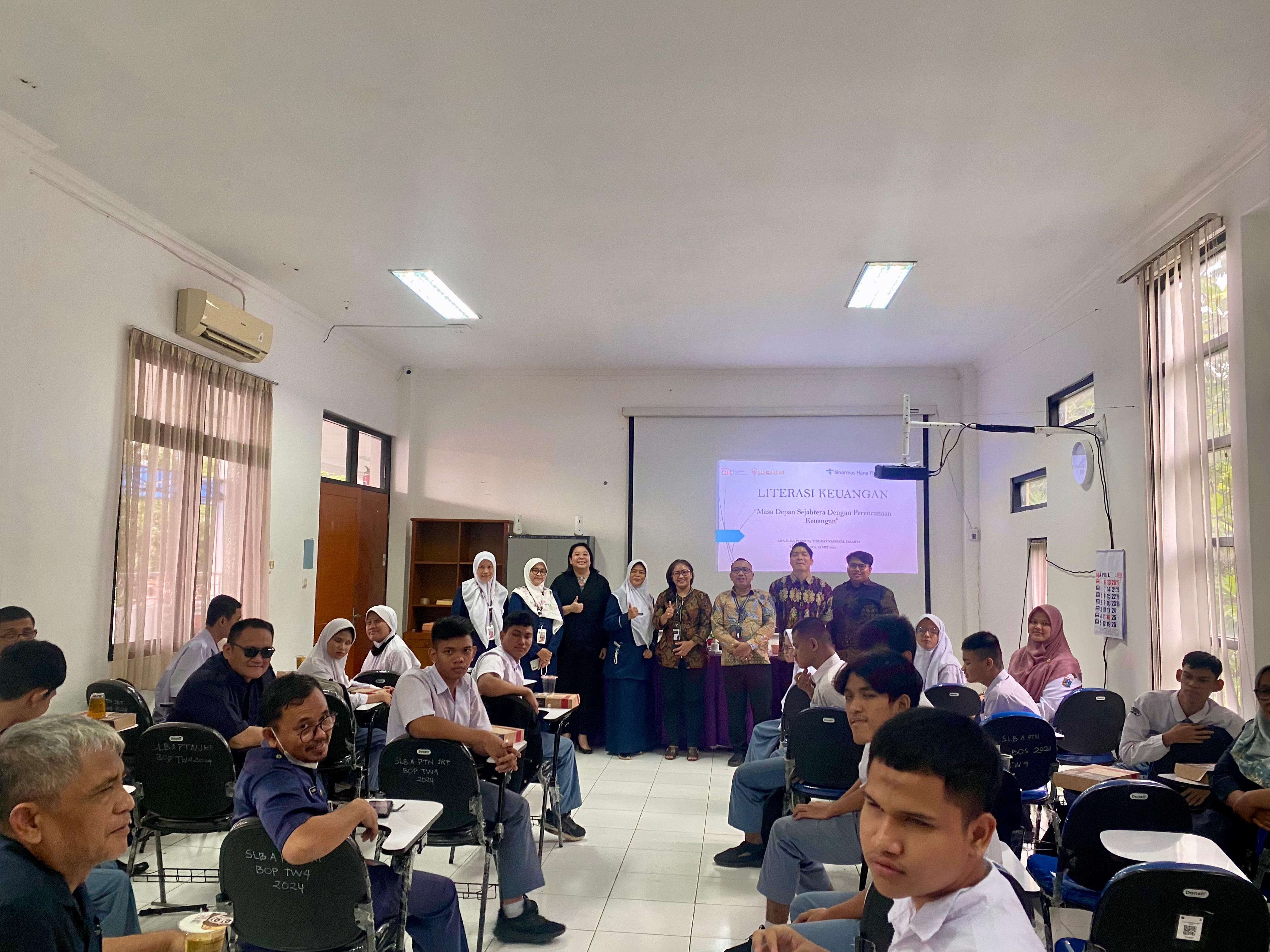 Literasi Keuangan - Masa Depan Sejahtera dengan Perencanaan Keuangan Literasi Keuangan - Masa Depan Sejahtera dengan Perencanaan Keuangan